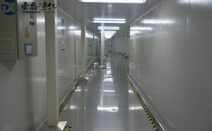 無(wú)塵車間照明燈具的清潔維護(hù)，更多視頻搜索：@凈化東哥